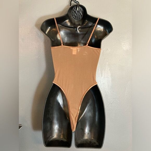 Bozzolo brown lace mesh bodysuit - Picture 6 of 7